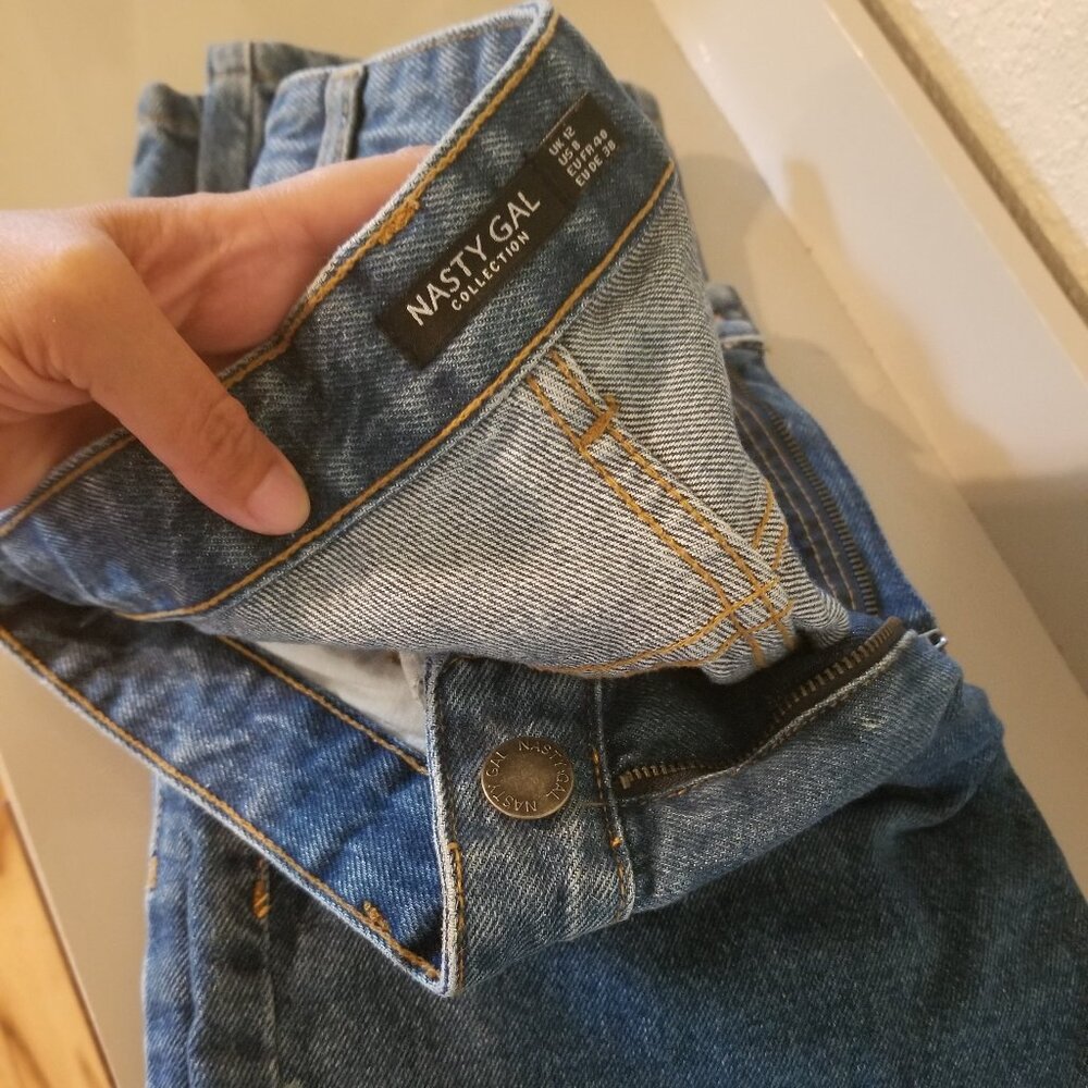 Nasty Gal: Organic Denim High Waisted Mom Jeans, size 8 (RUN SMALL)